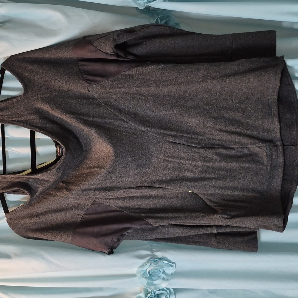MPG Cold Shoulder cut-out Grey Activewear L/S Shirt Top Sz L